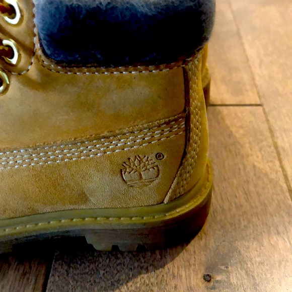 Timberland Toddler Boots - Size 6 - Picture 3 of 5